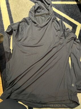 lululemon athletica Men's Long Sleeve Hooded Top - Charcoal Gray